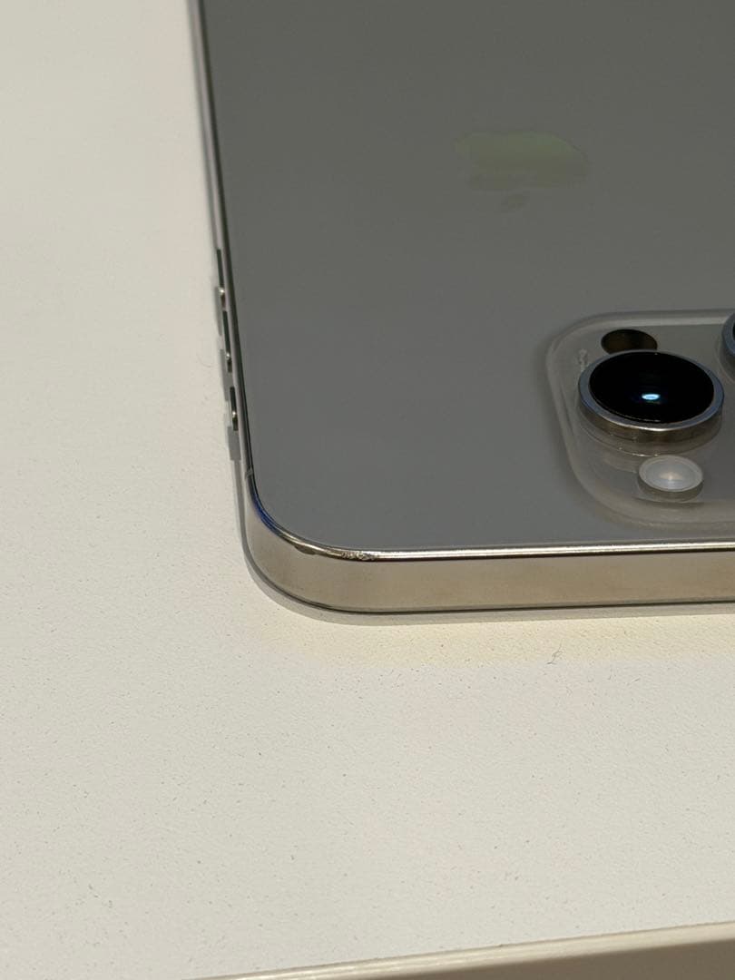 iPhone 16 Pro Max 256GB ナチュラルチタニウム