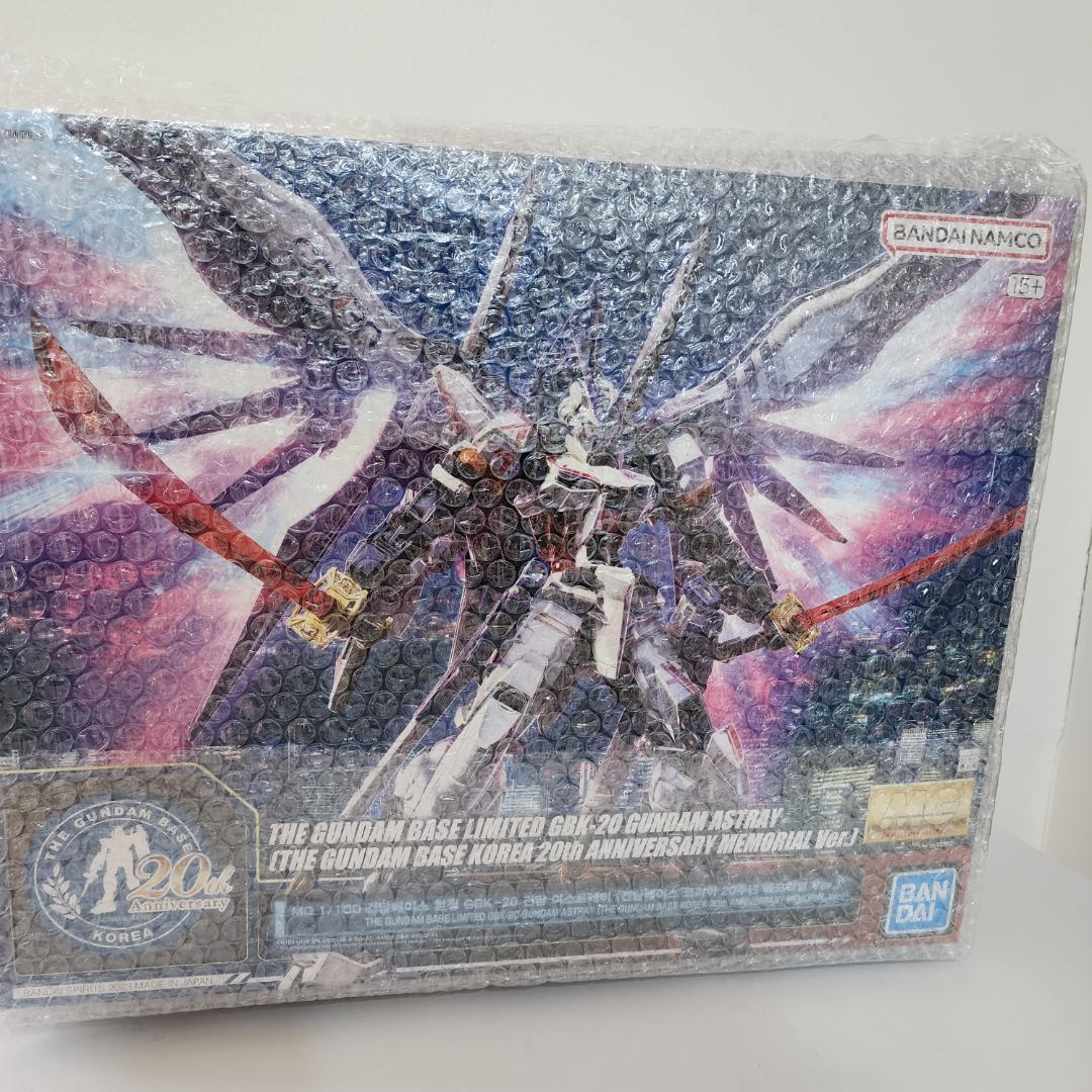 ★期間限定★ 韓国 ガンダム 20周年 メモリアル アストレイ ガンダムベース