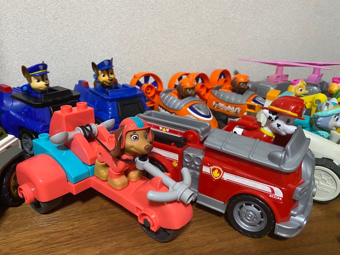 パウパトロール パウステーション　ビークル　おもちゃ　ラジコン　まとめ売り