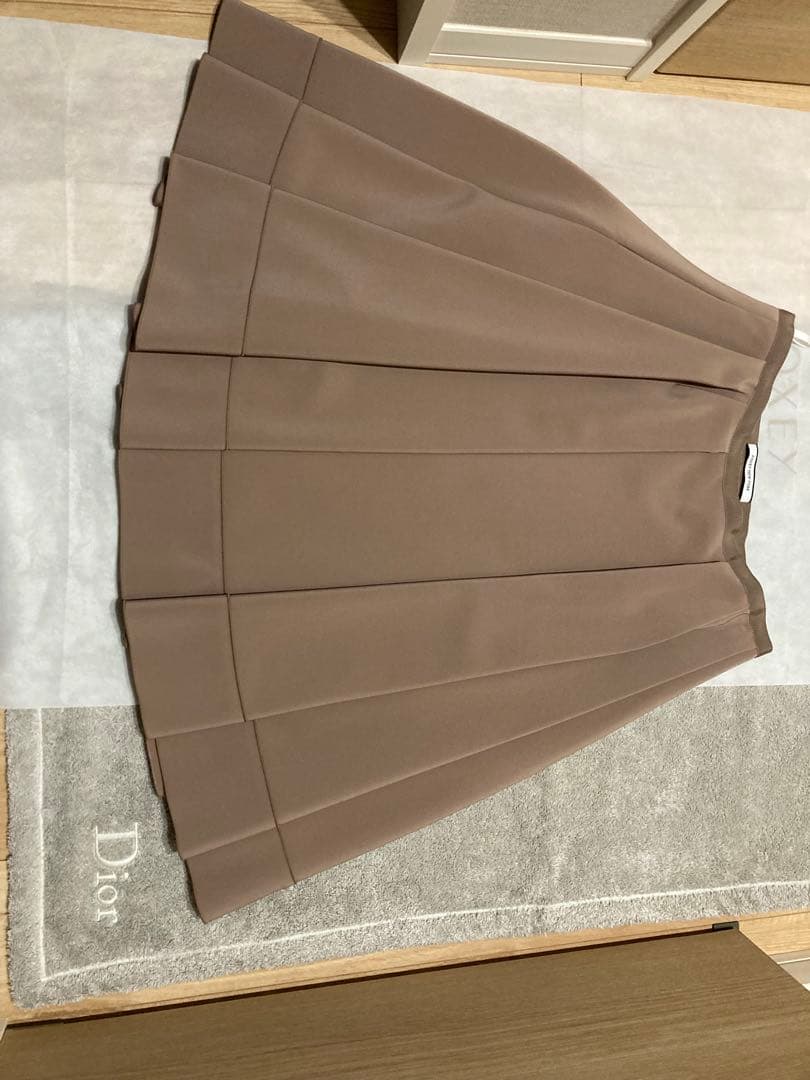 フォクシースカート　モカ　４０サイズ　新品未使用品　４１０１３