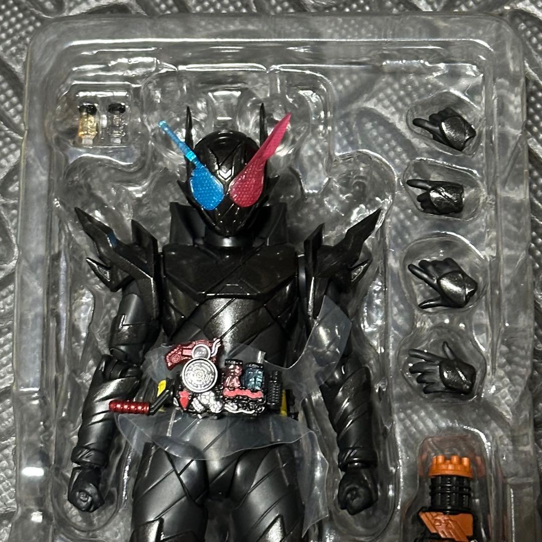 S.H.Figuarts 仮面ライダービルド 平成ジェネレーションズエディション