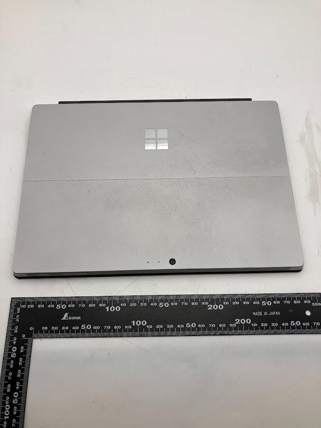 ジャンク品　Microsoft Surface ノートPC本体