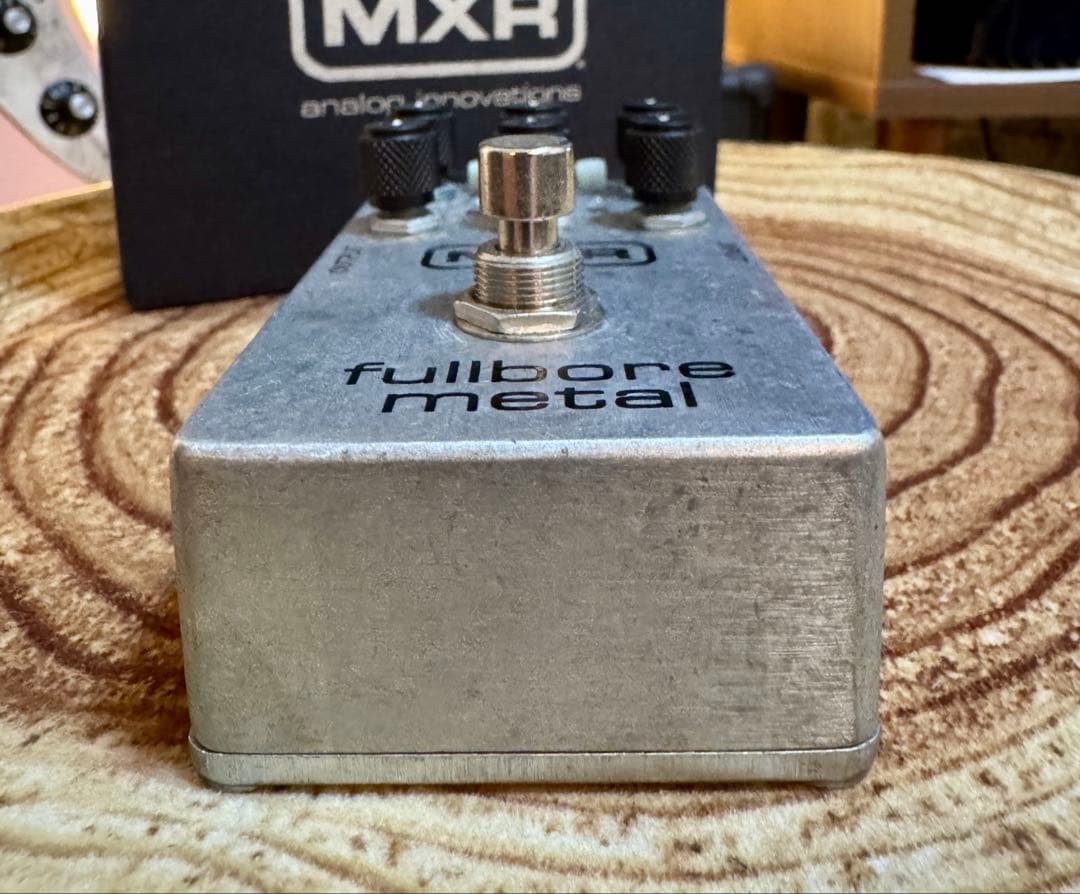 MXR Fullbore l ディストーションペダルです