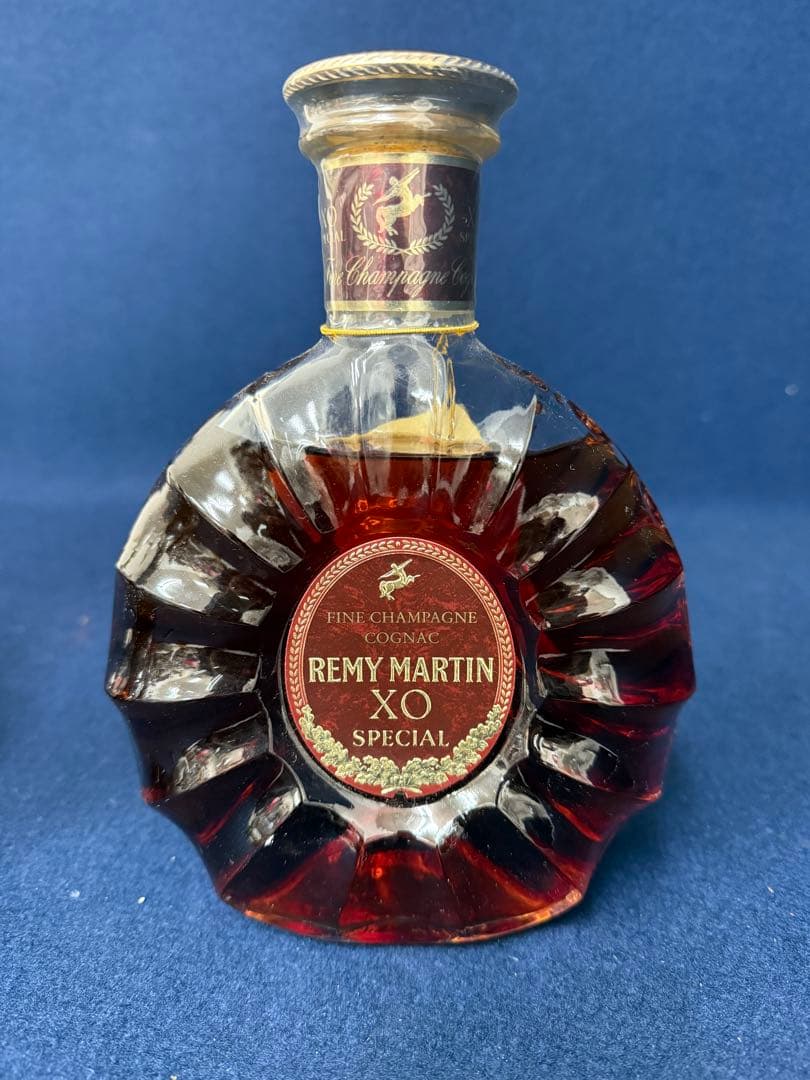 ② レミーマルタン REMY MARTIN XO SPECIAL コニャック