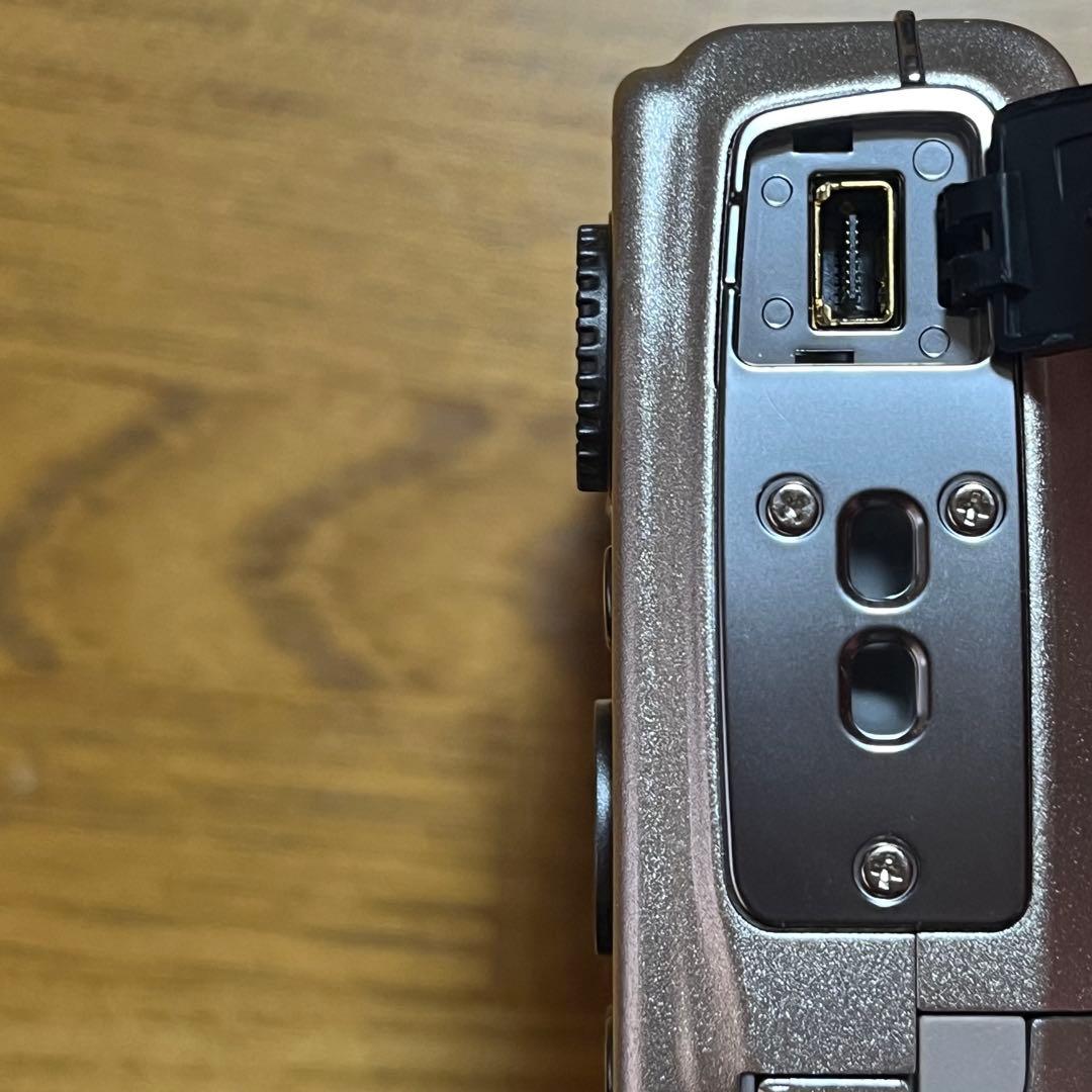 FUJIFILM FINEPIX F200 EXR デジカメ 動作未確認 美品