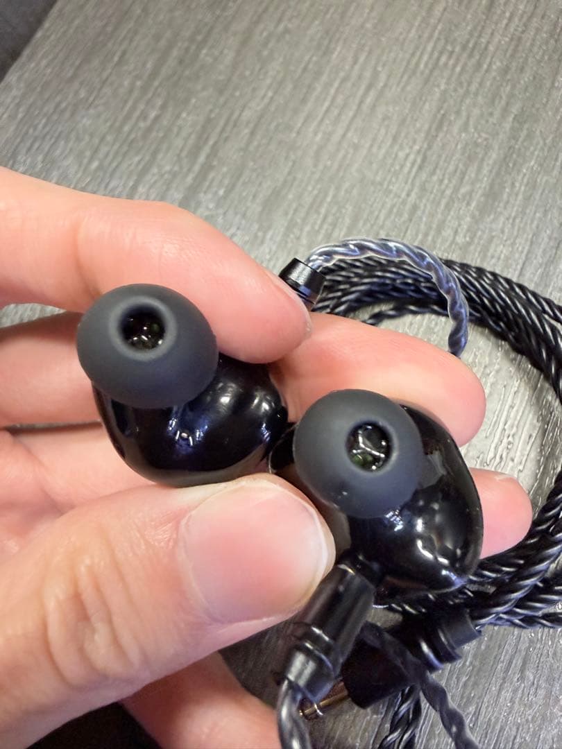 イヤホン Kiwi Ears Etude