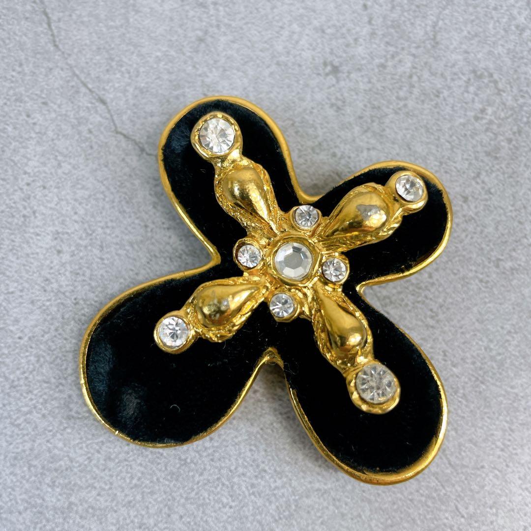 Christian Lacroix クリスチャンラクロワ　ブローチ　ヴィンテージ