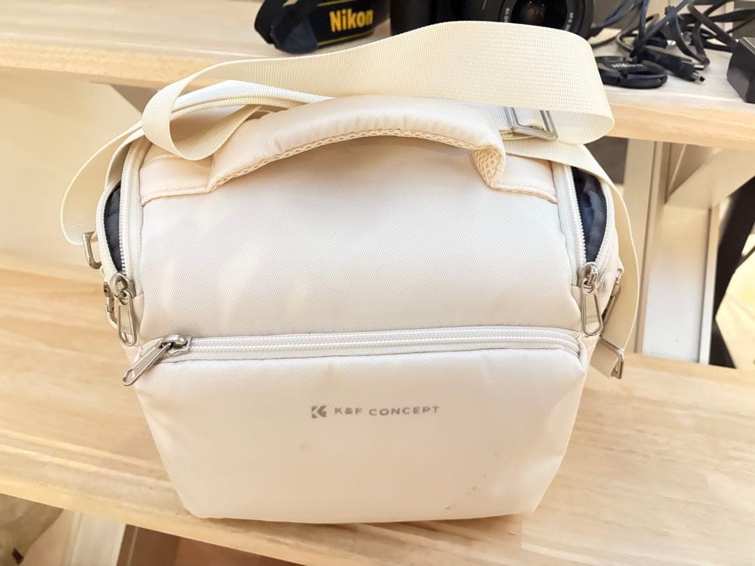 【Nikon】D3000 デジタル一眼レフカメラ フルセット + K&Fバッグ