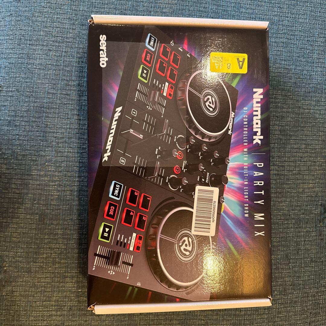 Numark Party Mix コントローラー