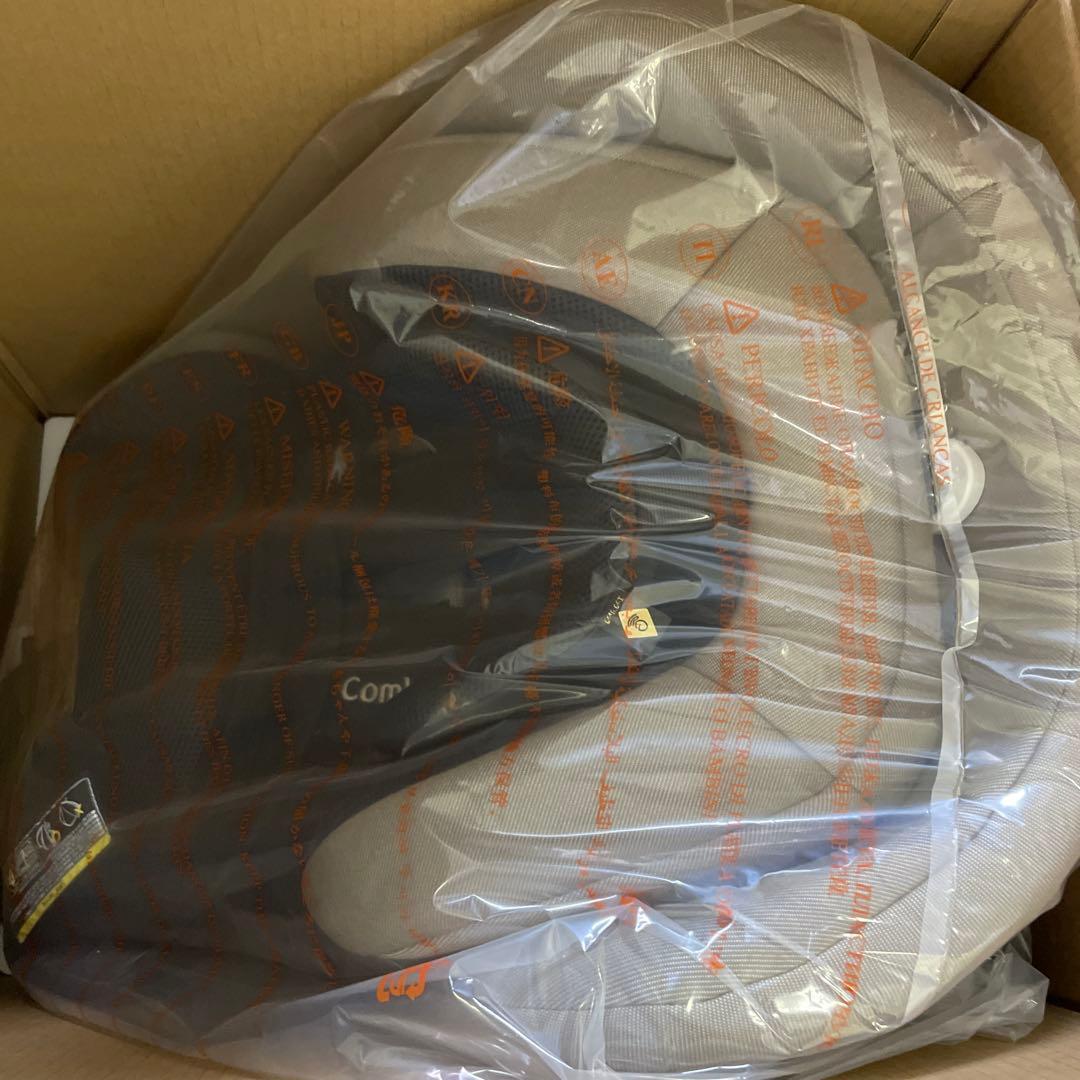 コンビ ISOFIX固定 回転式チャイルドシート 新生児~10才頃まで