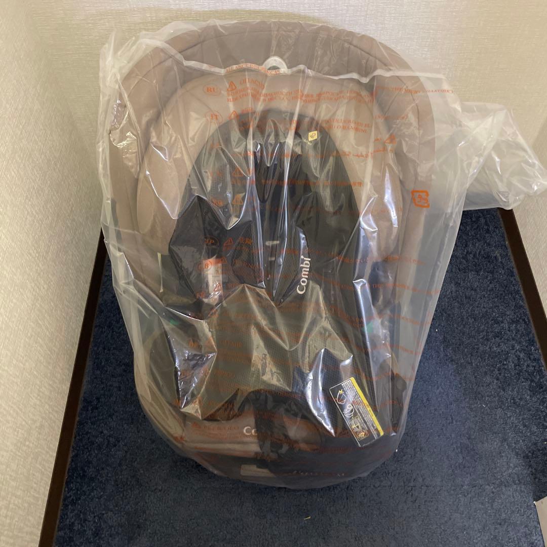 コンビ ISOFIX固定 回転式チャイルドシート 新生児~10才頃まで