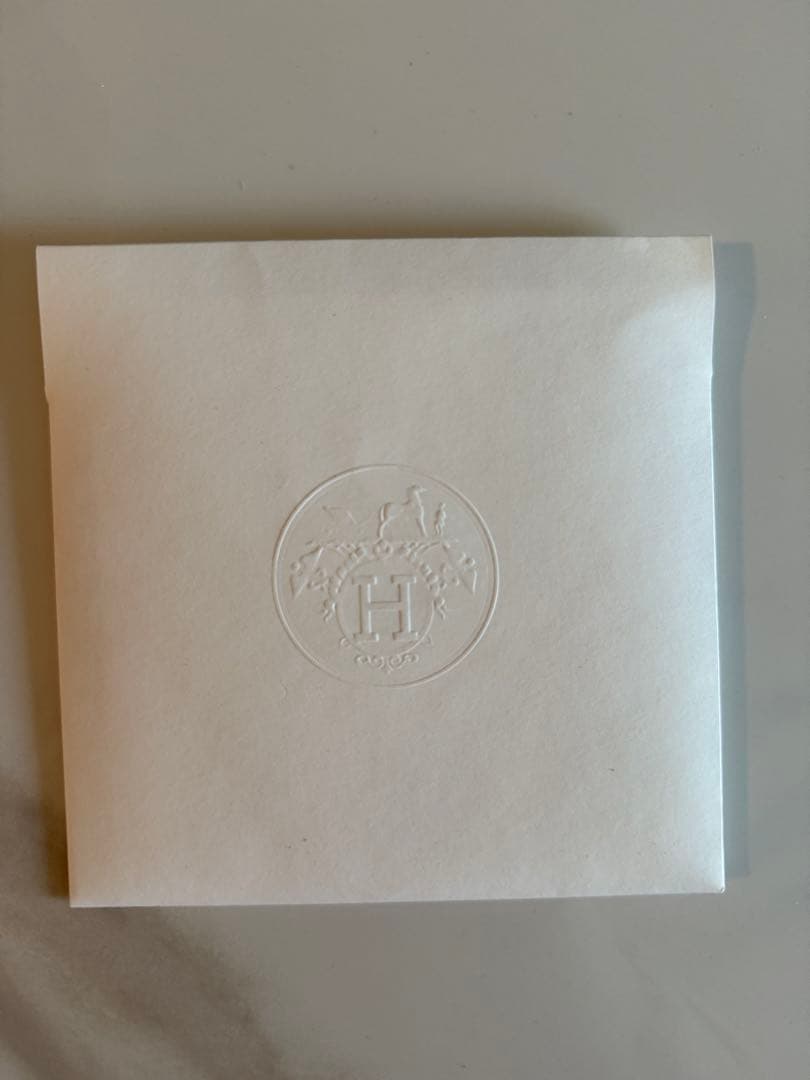 【非売品】HERMESエルメス　シュバル ゆり木馬 チャーム　赤色系