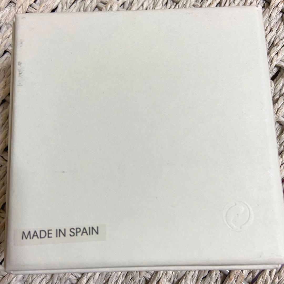 ロエベ　アナグラムブローチゴールド　LOEWE