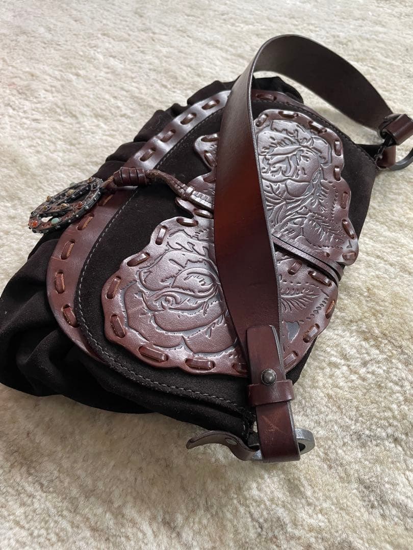 ヴァレンティノ・ガラヴァーニ　ショルダーバッグ ヴィンテージ ブラウンレザー