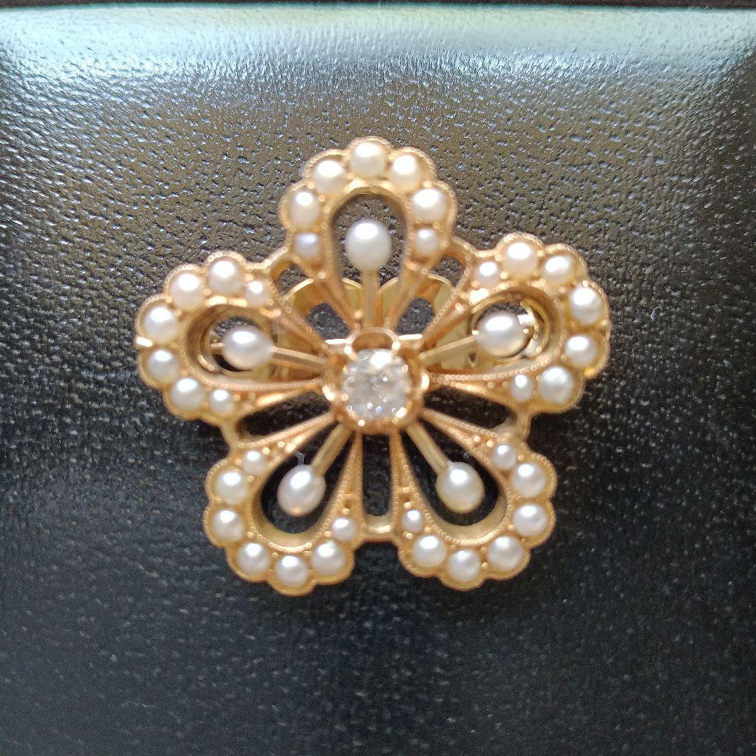 K18 18金花形パールブローチ 　総重量7.8㌘