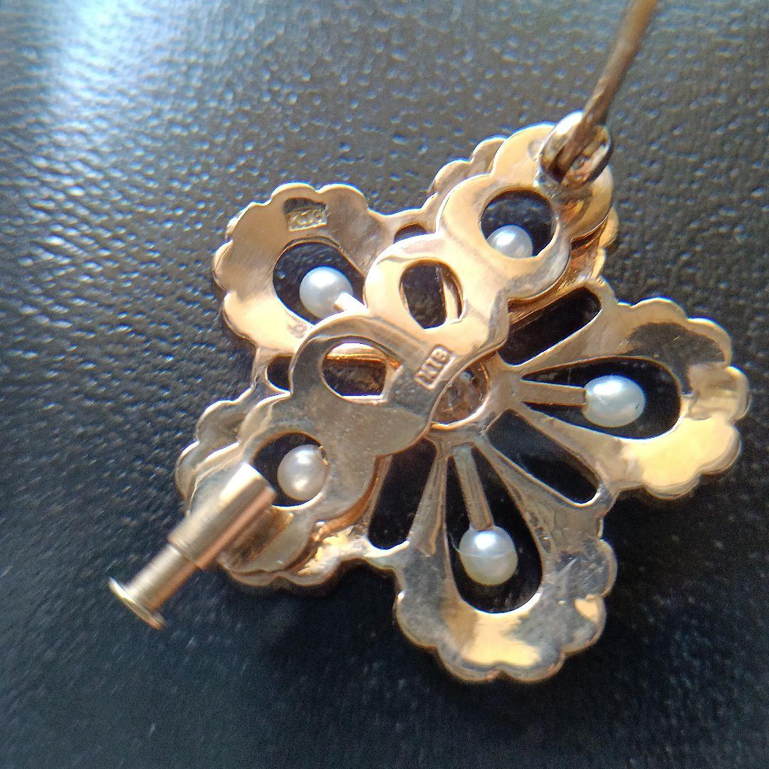 K18 18金花形パールブローチ 　総重量7.8㌘