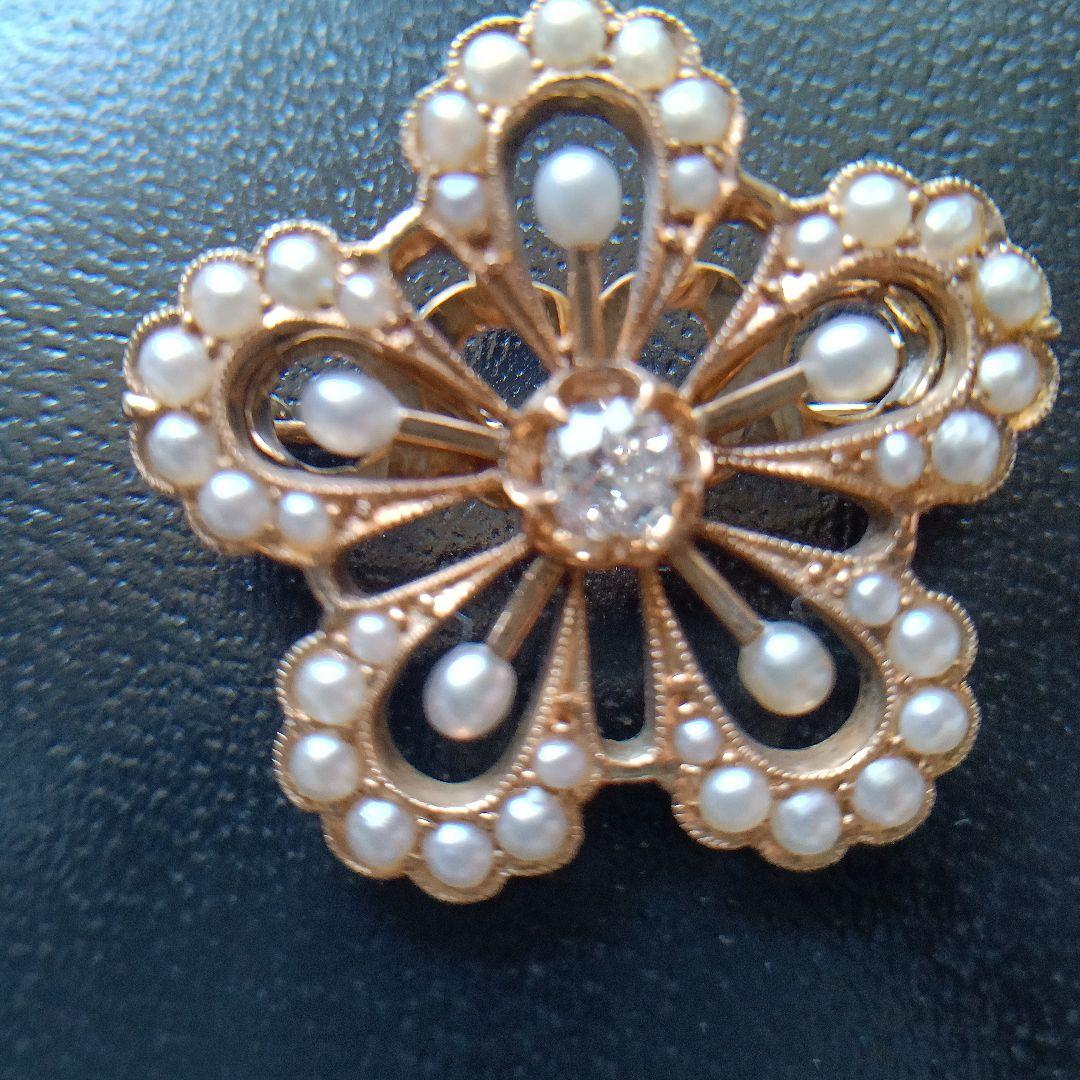 K18 18金花形パールブローチ 　総重量7.8㌘