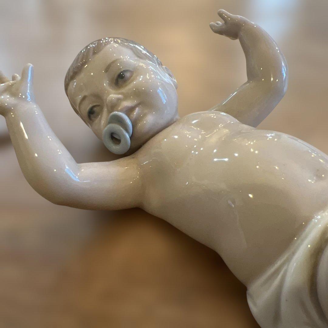 ヨーロッパビンテージゼファースペイン社陶器赤ちゃん人形 おしゃぶり付き