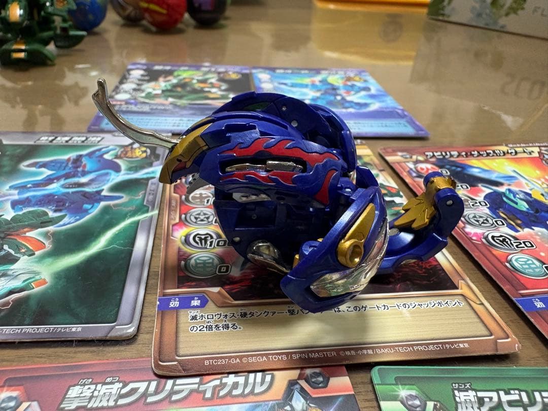 爆丸　サンズデッキ　滅ホロヴォス、硬タンクァー、堅パンツァー　カード　金属パーツ
