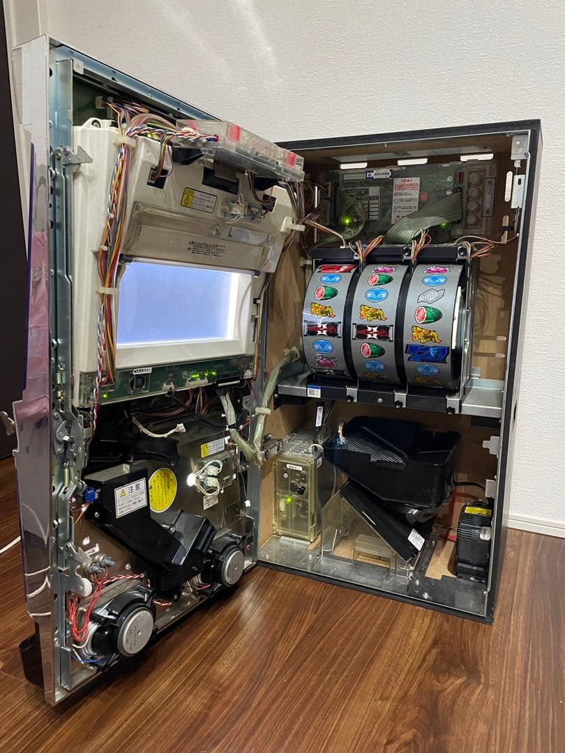 デビルメイクライ3 実機スロットマシーン　送料込み