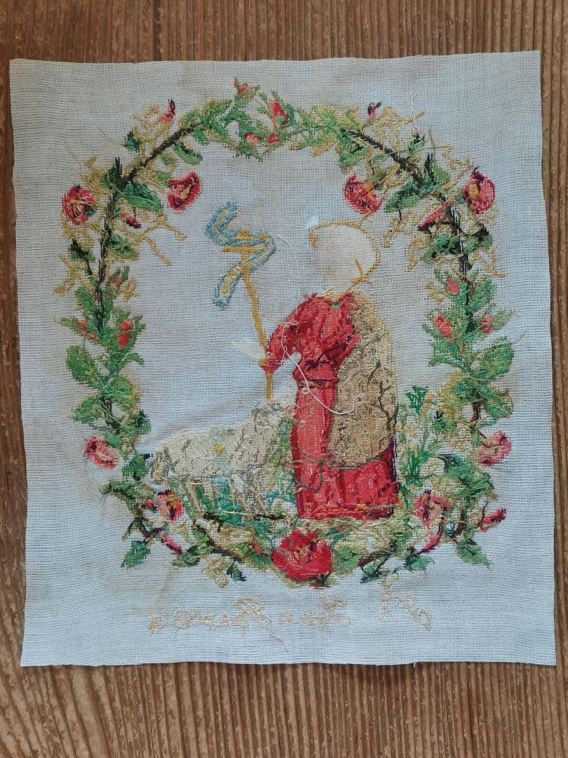 アンティーク 洗礼者聖ヨハネと羊プチポワン 薔薇朝顔菫ニードルポイント 麻布付
