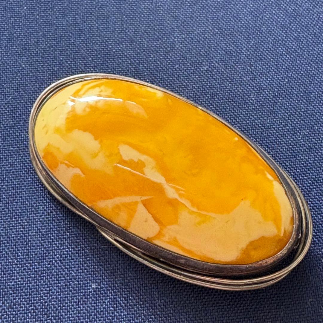 ごろ様　希少★大粒楕円形ブローチ イエローアンバーブローチ 琥珀　ヴィンテージ