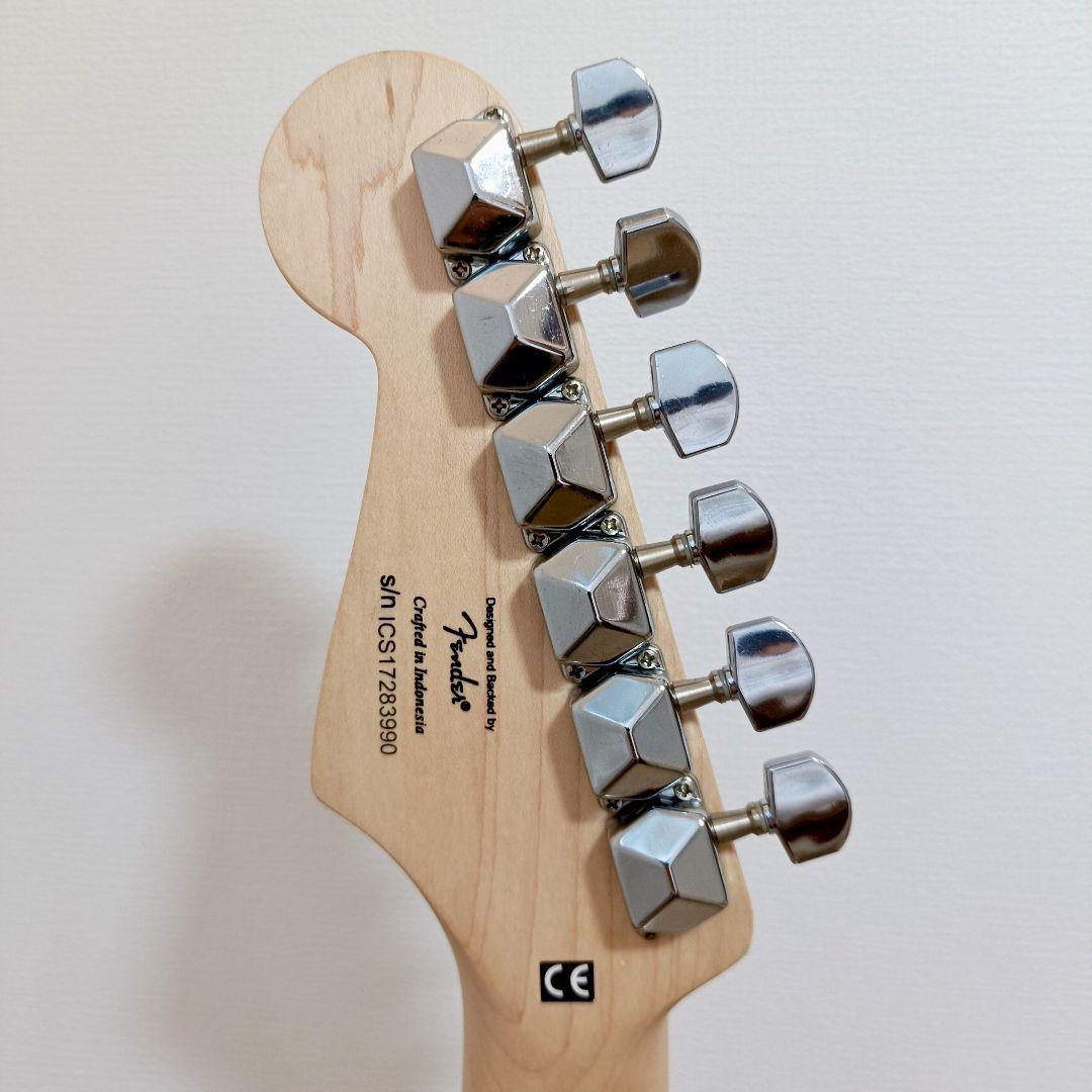 【美品】Squier ストラトキャスター HSS エレキギター本体 ホワイト