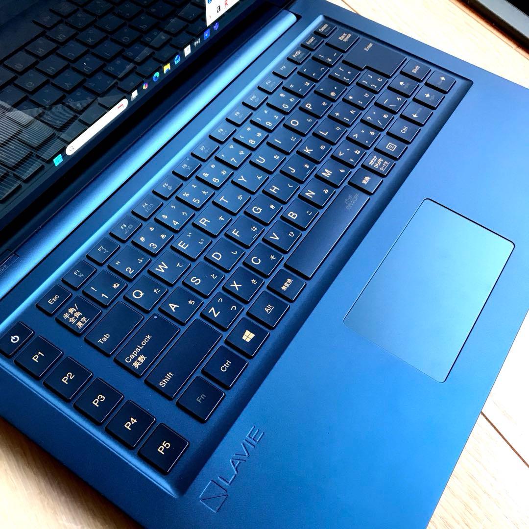 美品LaVieVEGA LV750/R【有機ELUltraHD4Kディスプレイ】