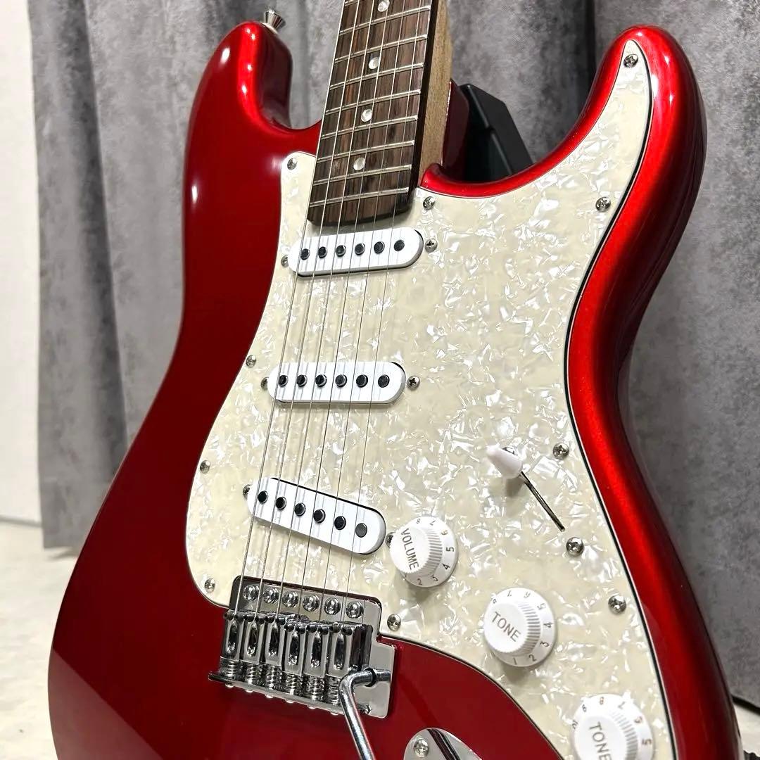 【美品】FERNANDES エレキギター　ストラト