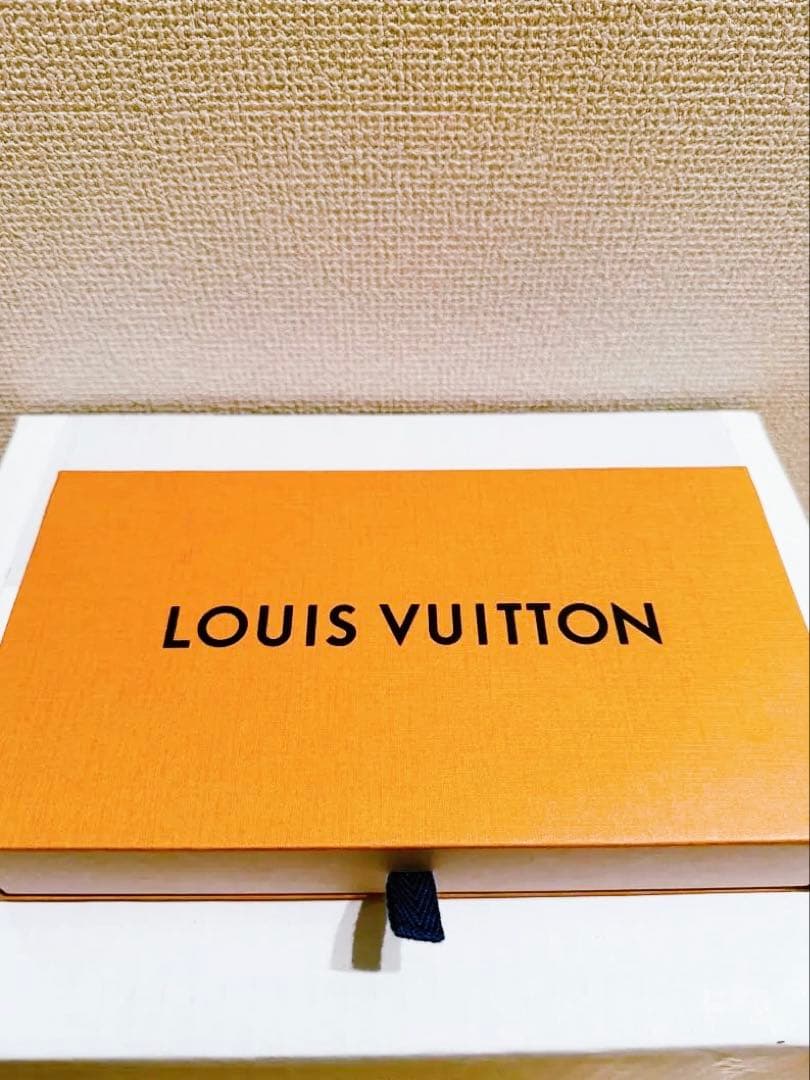 Louis Vuitton ロゴソックス ホワイト