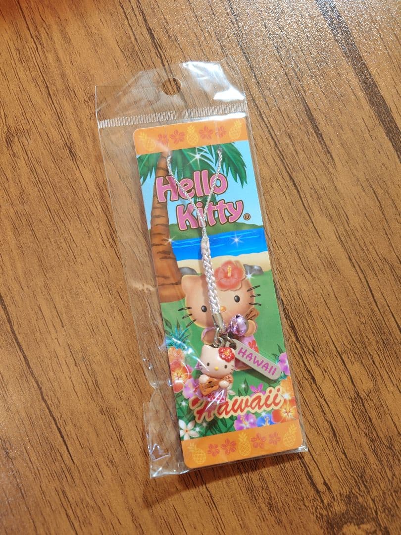 〈レア〉ハワイ限定ハローキティ ウクレレ 根付け ストラップ