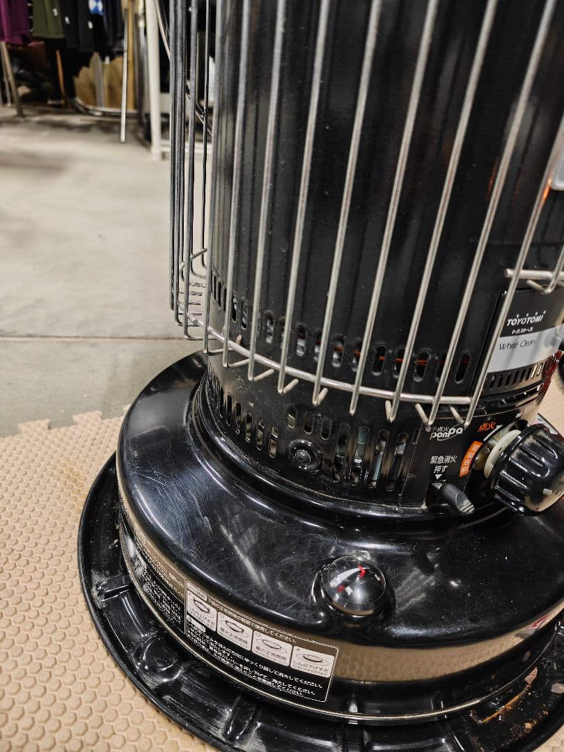 KS-67H トヨトミ　TOYOTOMI 対流型石油ストーブ ブラック