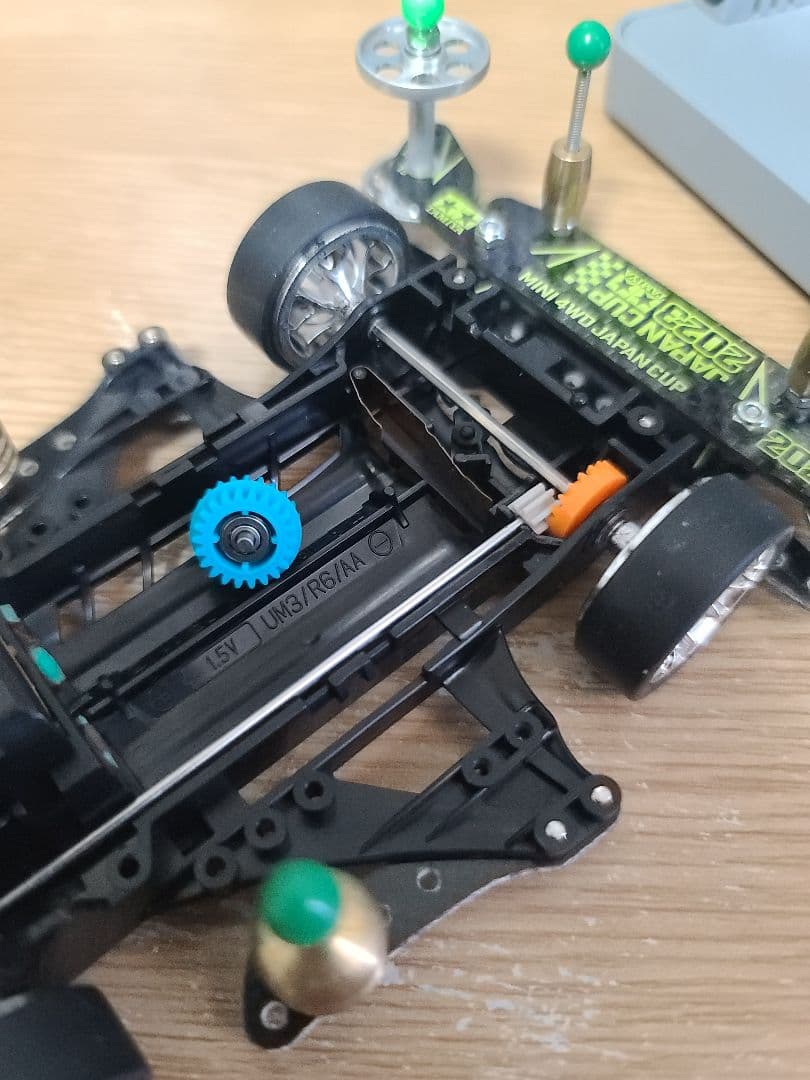 ミニ四駆 GUNBLUSTER XTO