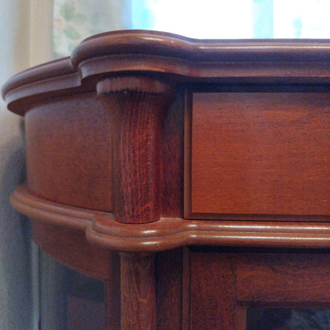 木製キャビネット、サイドボード　 鍵付き 2段棚　送料込み