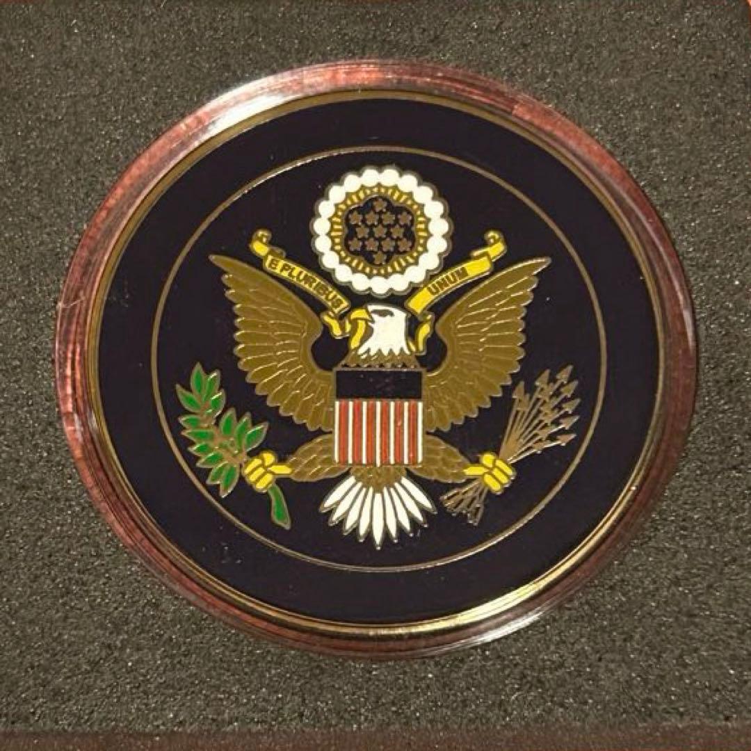 アメリカパビリオン　メダル