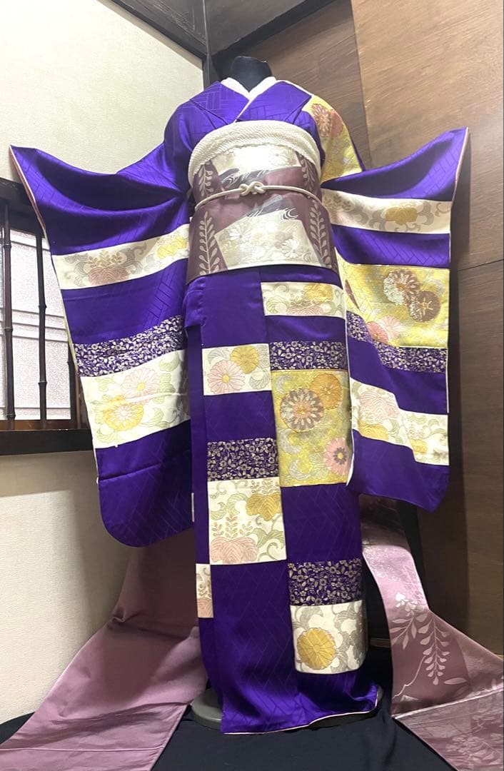 振袖フルセット6点特価サイズS〜M金駒刺繍　正絹　売り切り終了