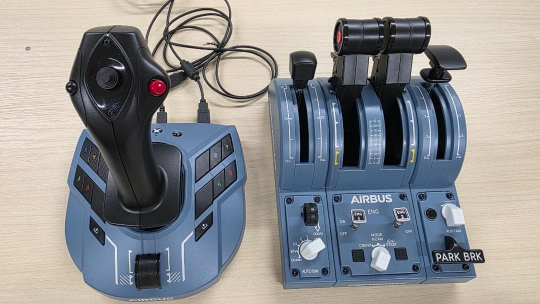 PC用ゲームコントローラー・コンバーター Thrustmaster TCA AirbusEdition + Rudder