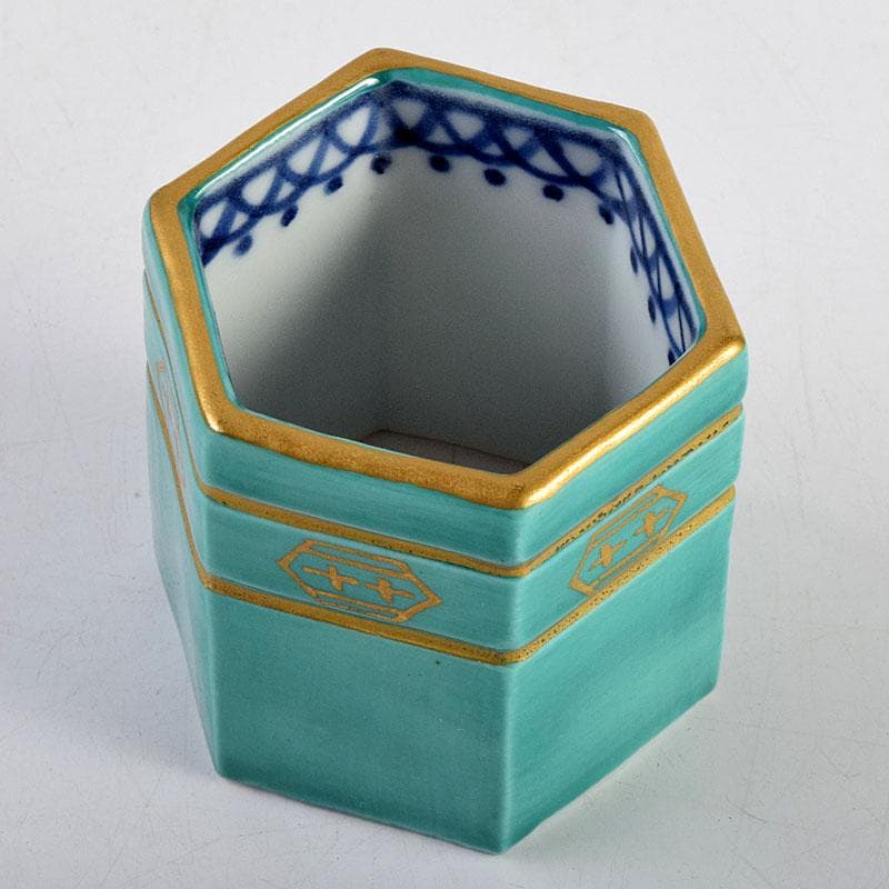 茶道具　古余呂技窯　川瀬竹春作　緑地金彩　六角蓋置　共布共箱　Z　8907