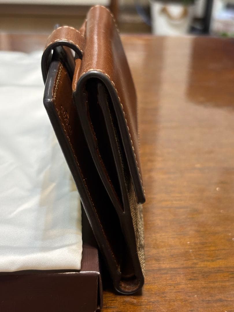 GUCCI 二つ折り財布 GGパターン ブラウン