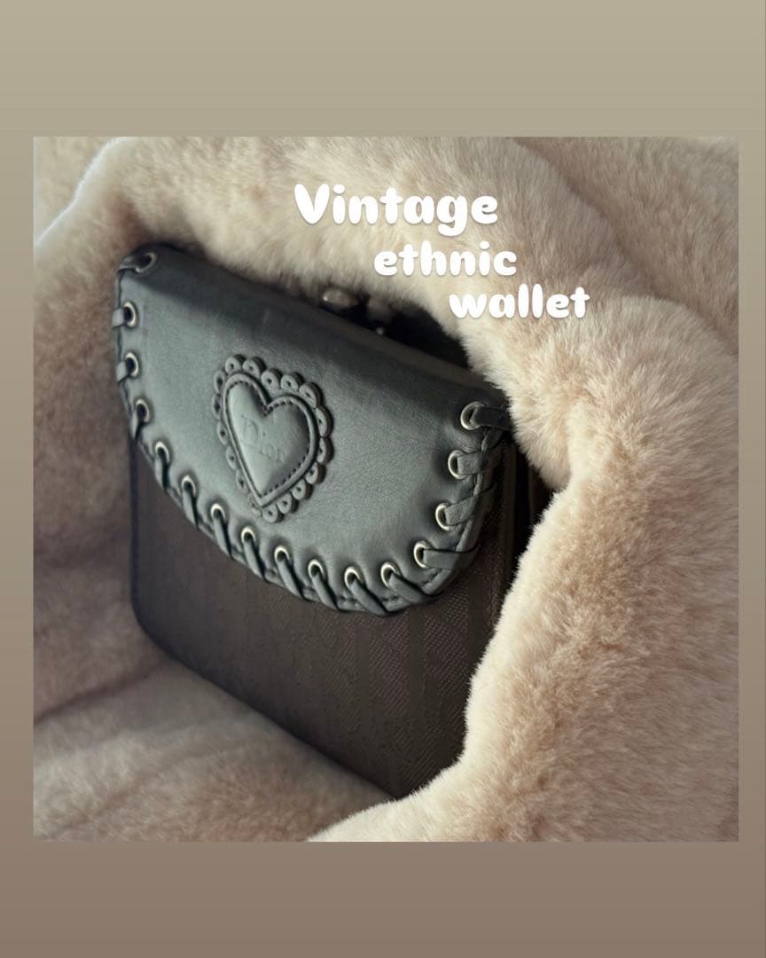 Christian Dior Vintage ❤︎ ethnic wallet