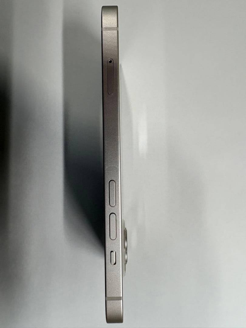 iPhone13 スターライト　128GB