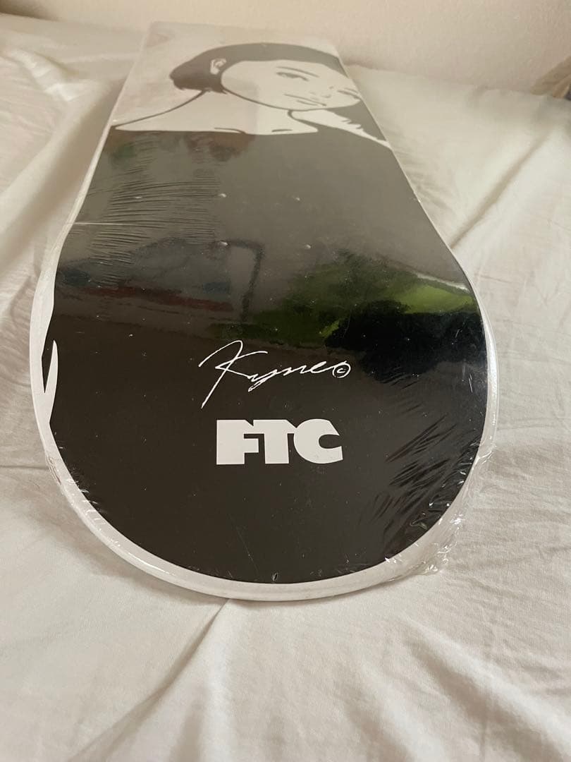 期間限定値下げ！FTC × kyne デッキ スケートボード キネ