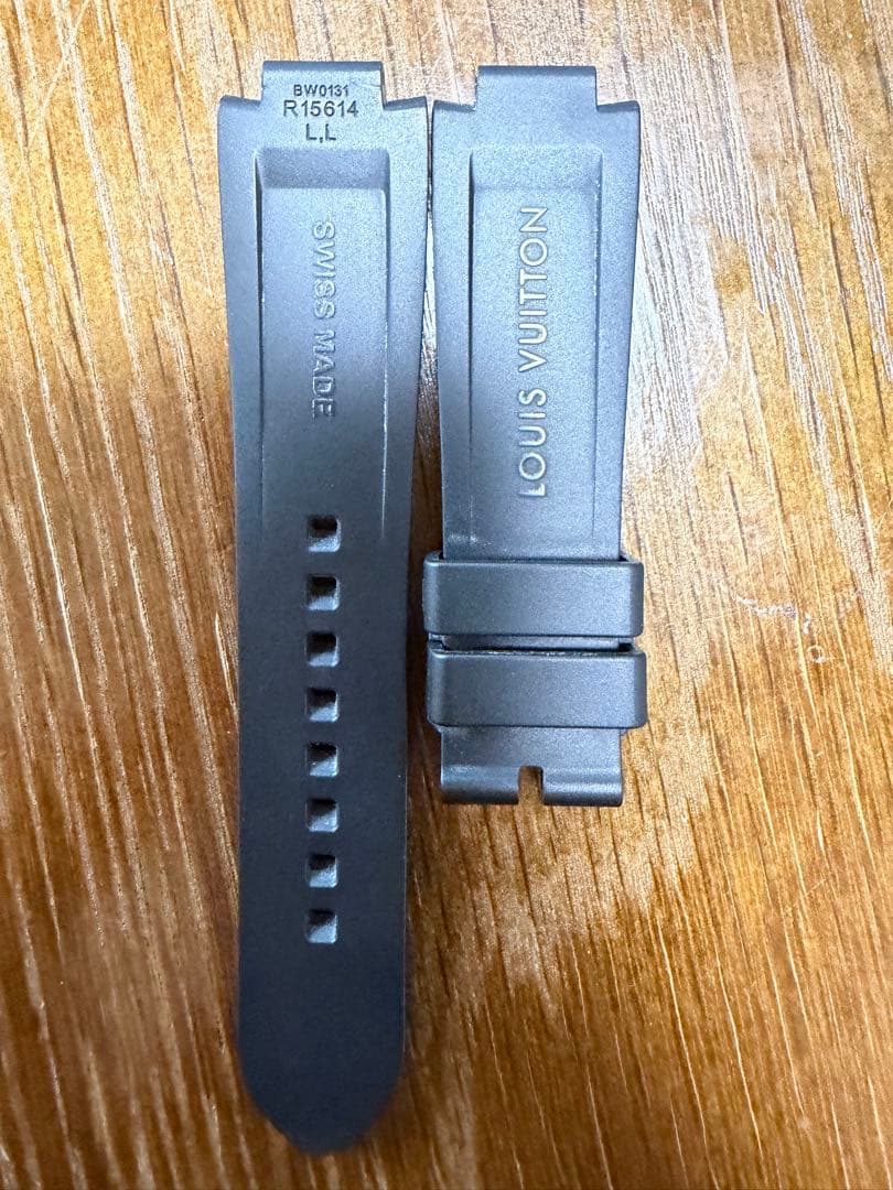 LOUIS VUITTON ルイヴィトン　時計　バンド　ラバー