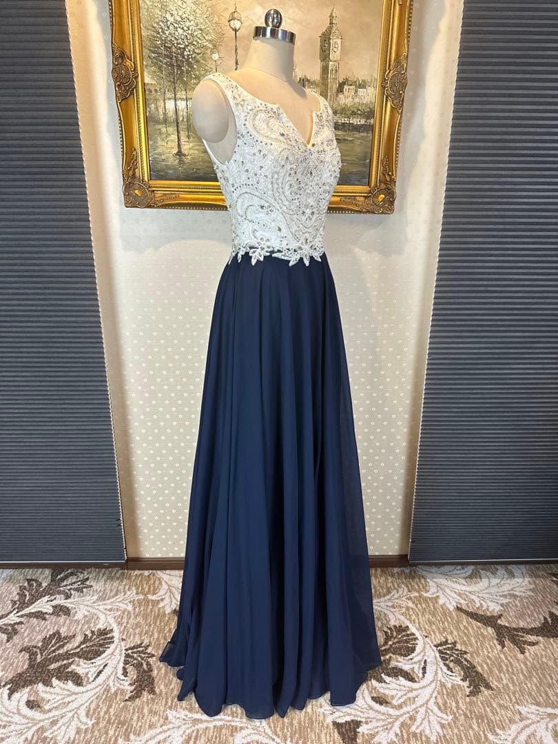 ネイビー ビーズ刺繍Aラインロングドレス