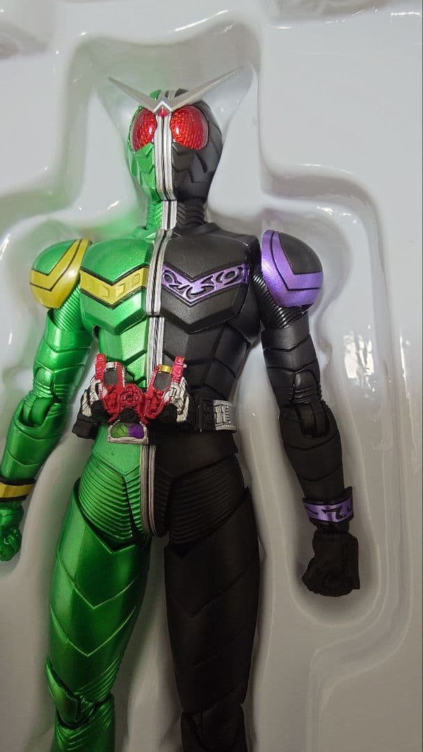 フィギュアーツ 真骨彫 仮面ライダーW サイクロンジョーカー風都探偵アニメ化記念