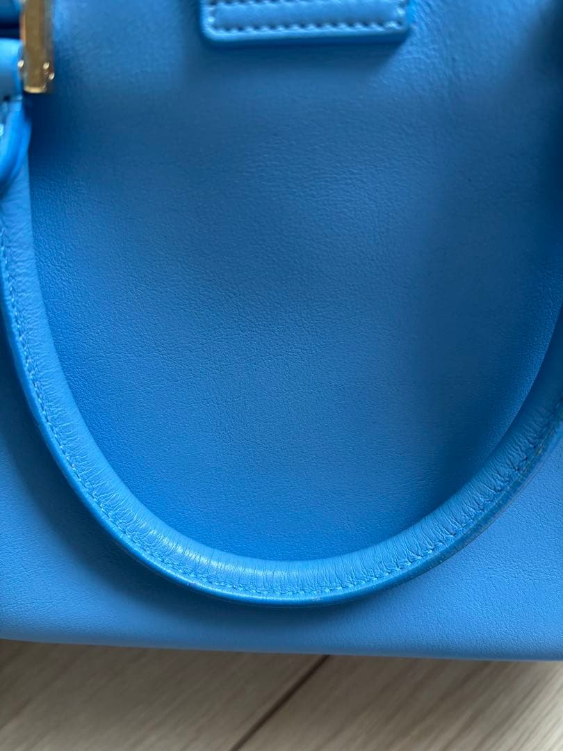 SAINT LAURENT ブルーハンドバッグ YSL