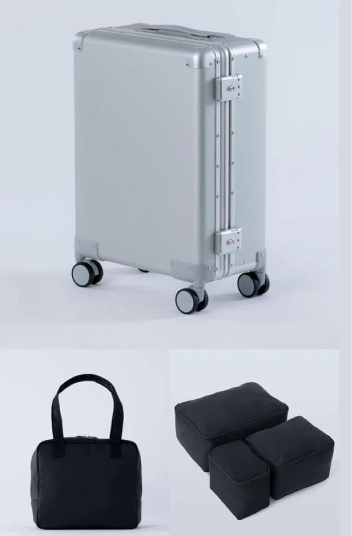 限定値下 新品 Magne 最軽量 スーツケース＋専用バック4個付き