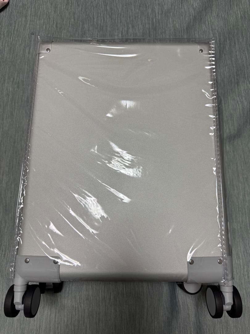 限定値下 新品 Magne 最軽量 スーツケース＋専用バック4個付き