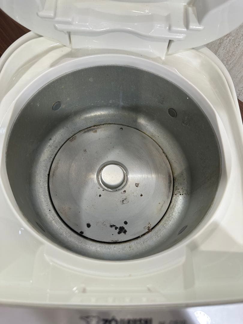 象印 炊飯器 5.5合 極め炊き マイコンタイプ 黒厚釜 ホワイト