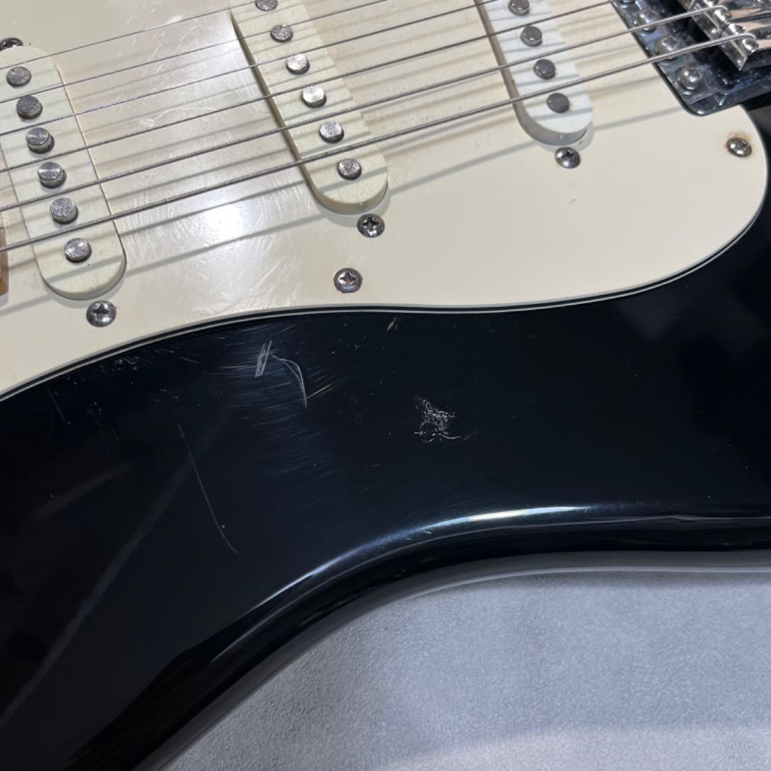 FERNANDES LE-1Z ブラック